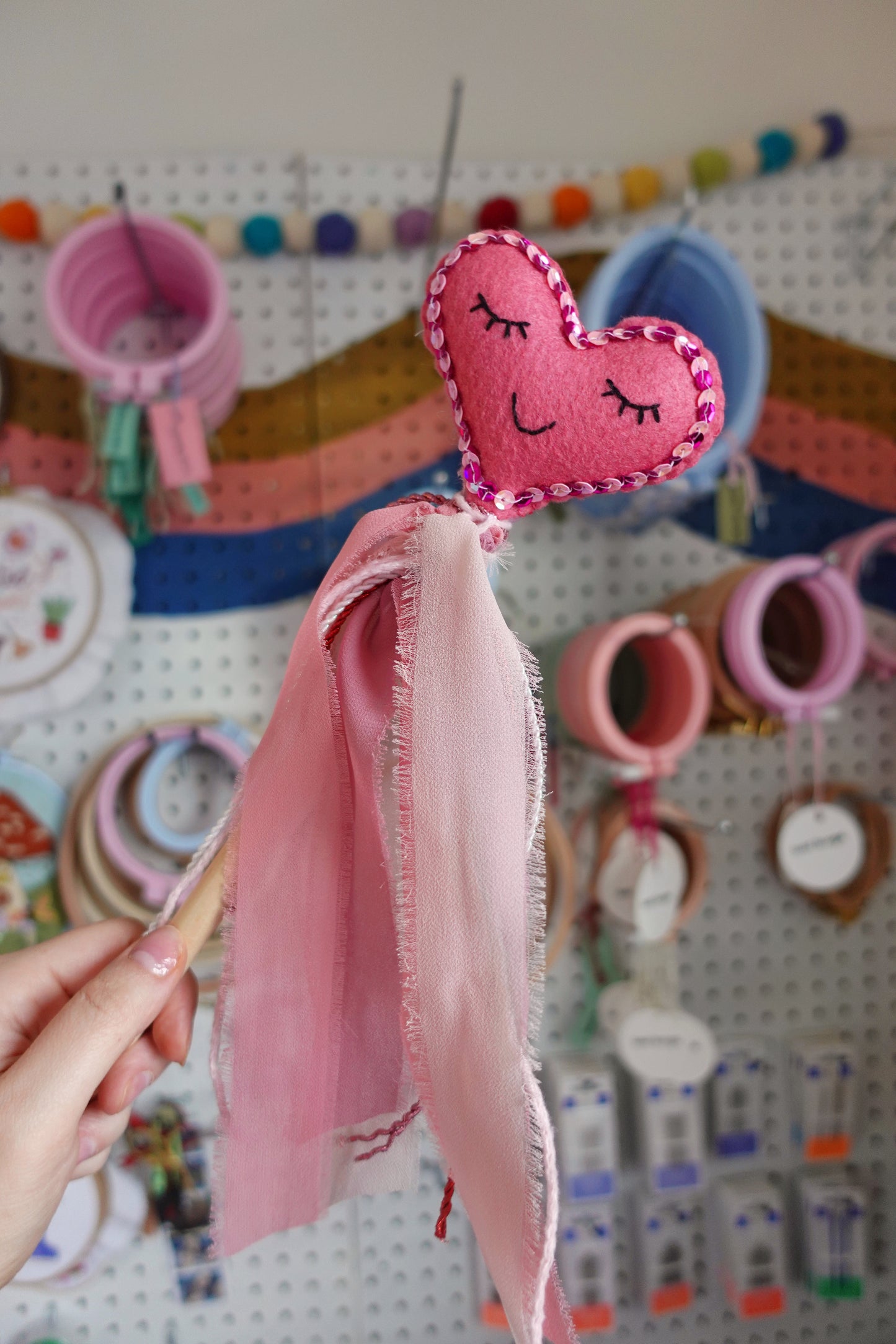 PDF: Felt Valentine's Day Wand Pattern